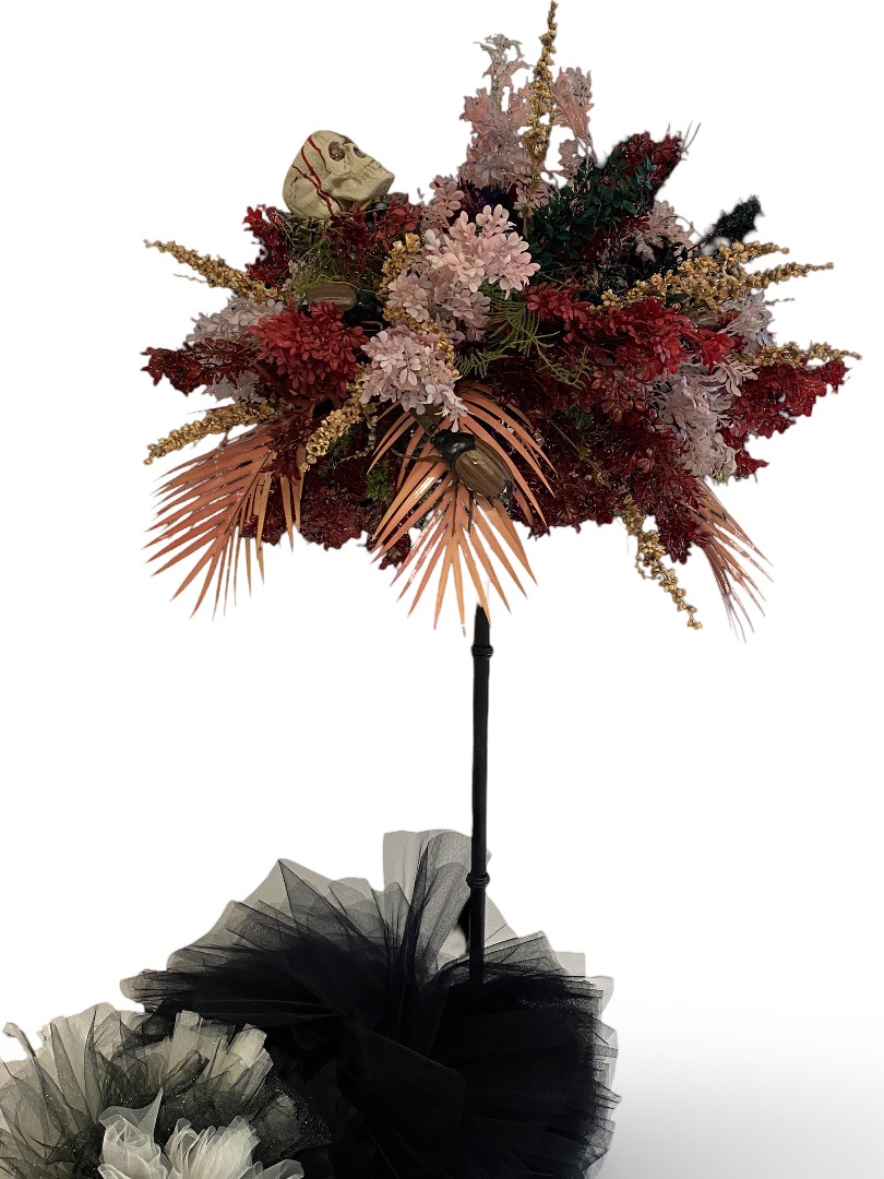 Halloween Blumen Arrangement auf Ständer – Bild 3